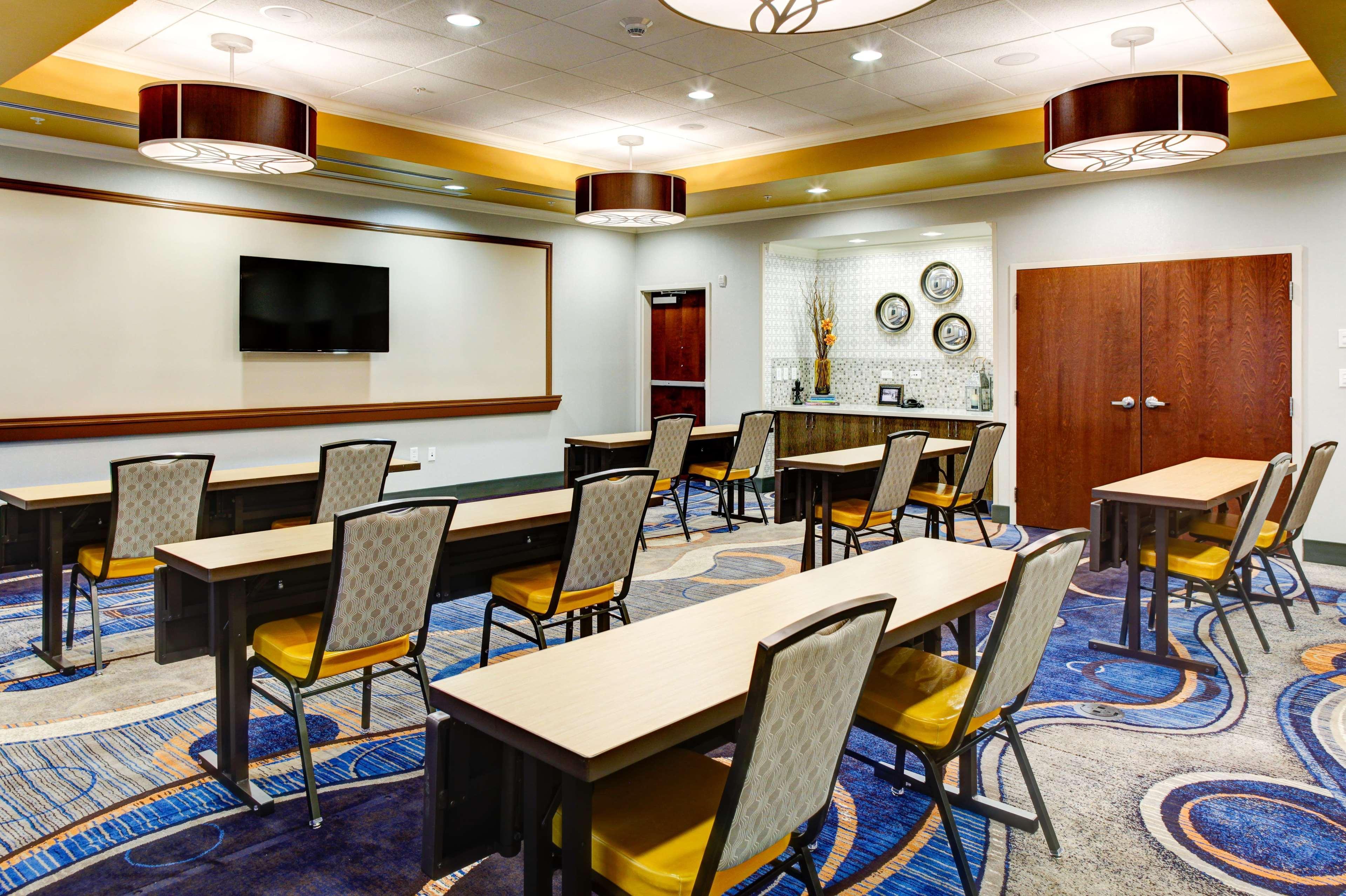 Hampton Inn And Suites Columbus, Ms Eksteriør billede