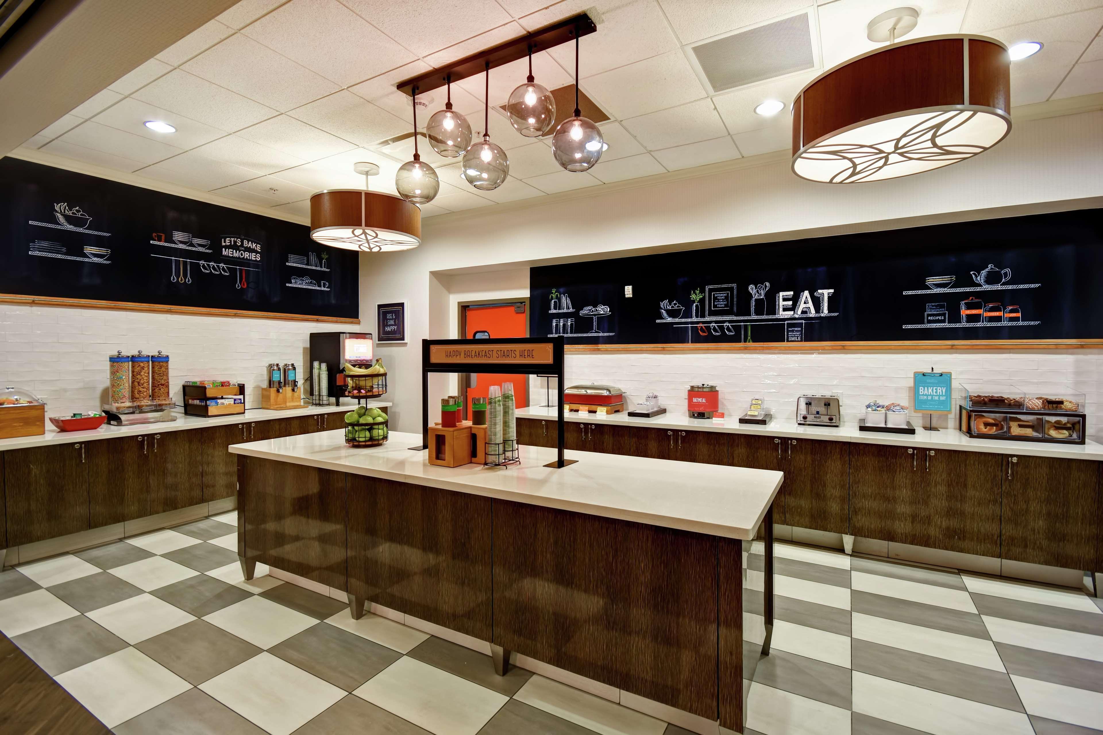 Hampton Inn And Suites Columbus, Ms Eksteriør billede