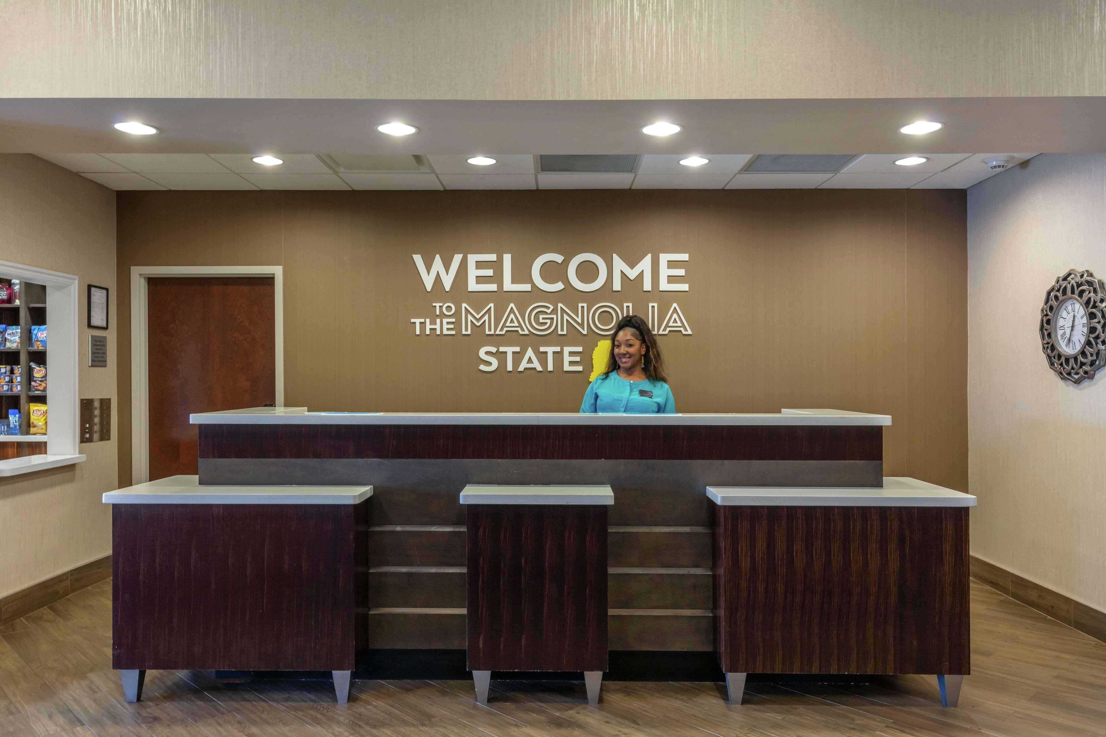Hampton Inn And Suites Columbus, Ms Eksteriør billede